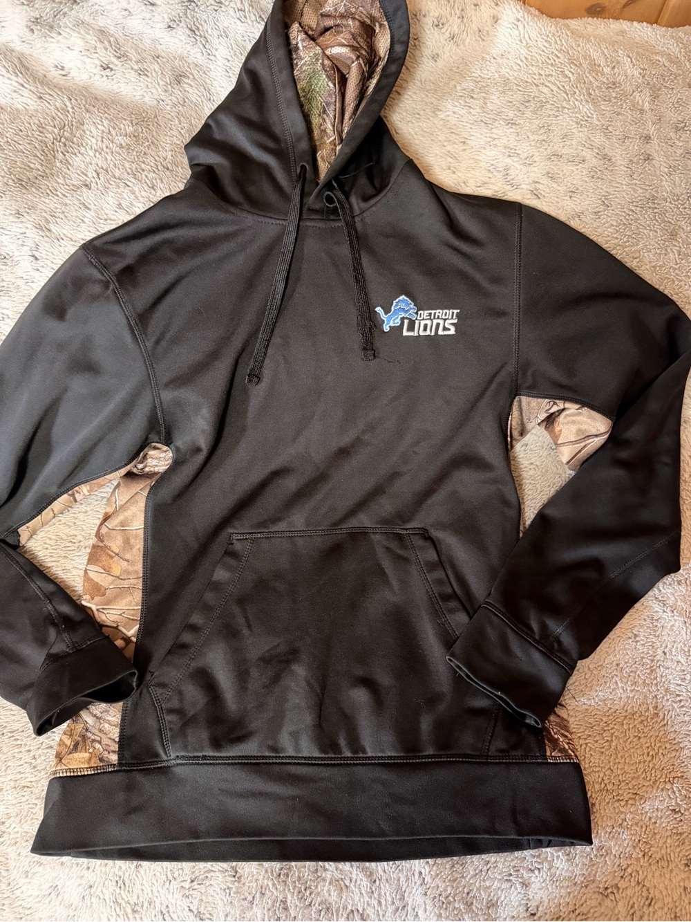 Realtree Black Hoodie with Camo Accents - Detroit Lions Logo